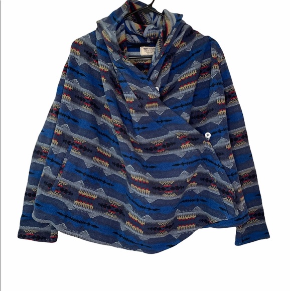 Levi's x Pendleton Jacquard Wool Poncho Wrap Hooded Jacket size XS - Picture 2 of 14